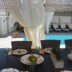 Renthousetinos * Τήνος
