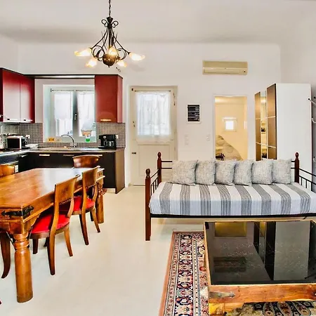Holiday home Renthousetinos *