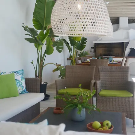Renthousetinos Τήνος