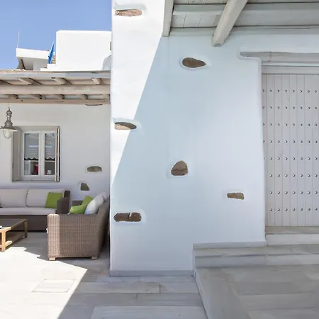 Renthousetinos Holiday home *